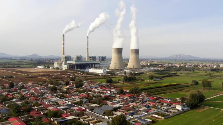 Çin, kömür santrallerini nükleer santrale dönüştürmeyi planlıyor