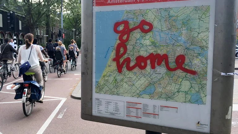 Amsterdam'da aşırı turizm nedeniyle mahkemeye başvuru