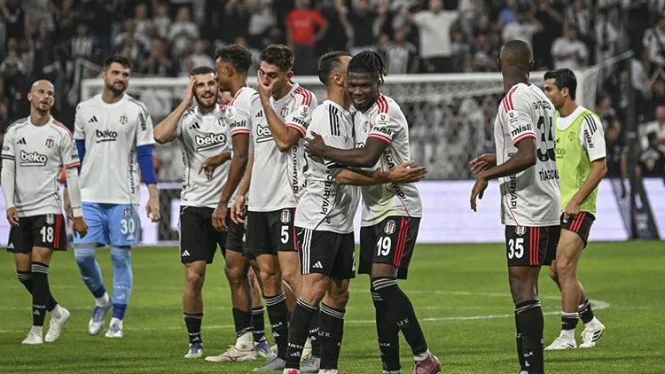 Beşiktaş'ın yeni transferleri ilk maçta alkış aldı