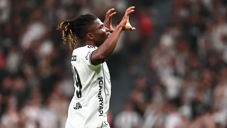 Beşiktaş, Başakşehir karşısında galibiyetle döndü