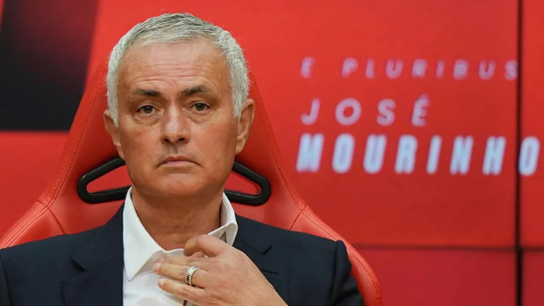 Mourinho Benfica ile resmi sözleşme imzaladı