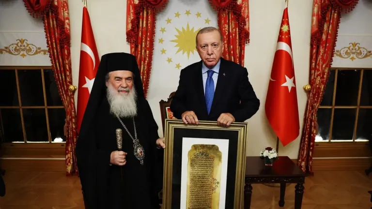 Erdoğan Kudüs Rum Ortodoks Patriği’ni kabul etti