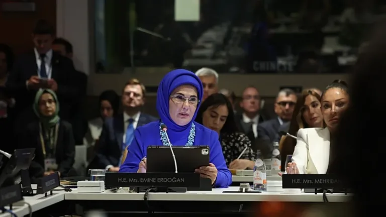 emine erdoğandan çocuk kanseri ve savaş bölgesi uyarısı
