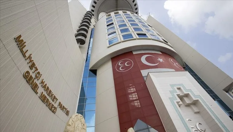 MHP’de iki yönetici disipline sevk edildi